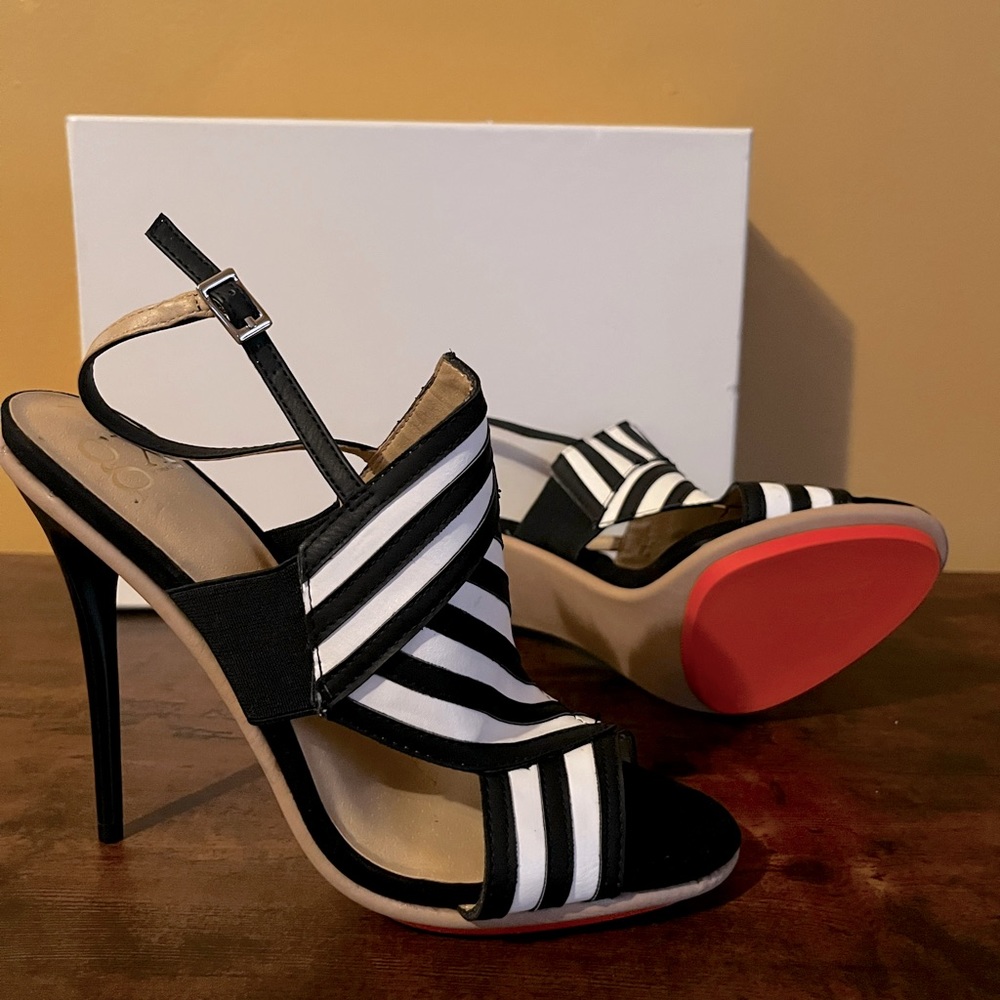 GX by Gwen Stefanie heels ! BRAND NEW NEVER WORN !
